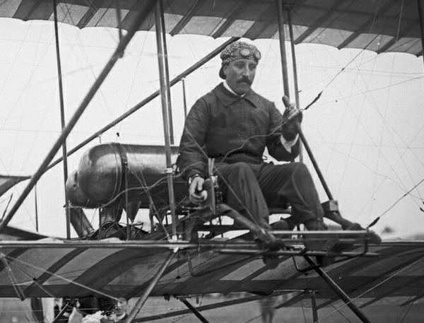 7.авиатор-испытатель В. А. Лебедев.