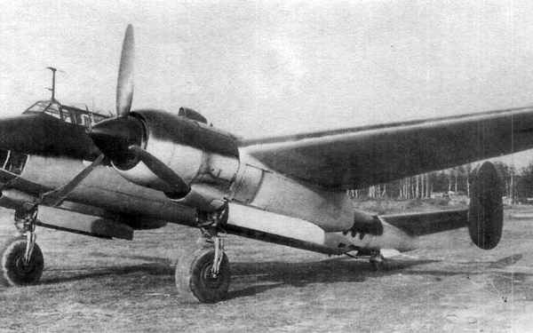 1.Бомбардировщик Ту-2 № 716.