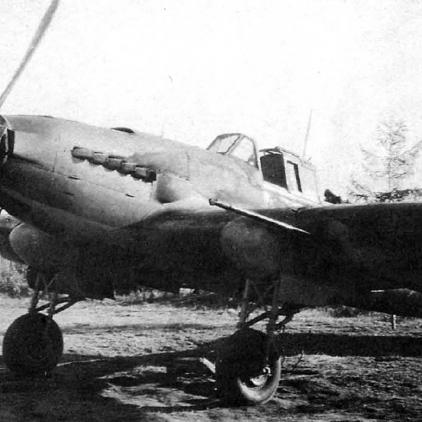 1.Ил-2 АМ-38Ф с 37-мм пушками НС-37.