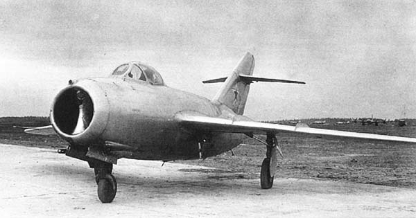1.МиГ-15 (СА-1).