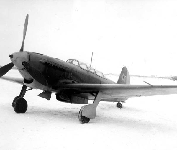 1.Самолет ЯК-9В (вывозной). ЦАГИ. 1945 г.