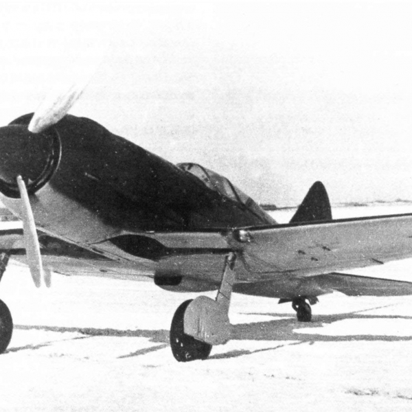 10.И-185 c мотором М-82А.