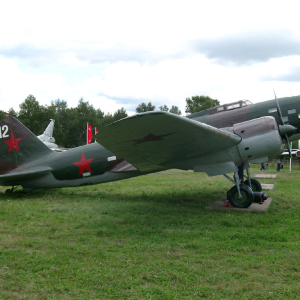 16.ДБ-3 (ЦКБ-30) в авиамузее Монино.