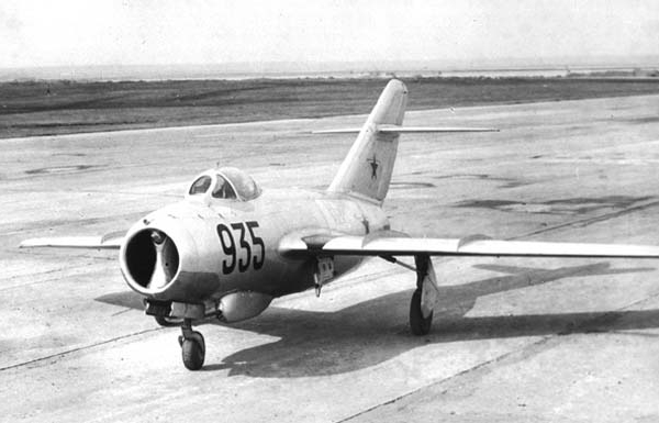 2.МиГ-15 (СУ).