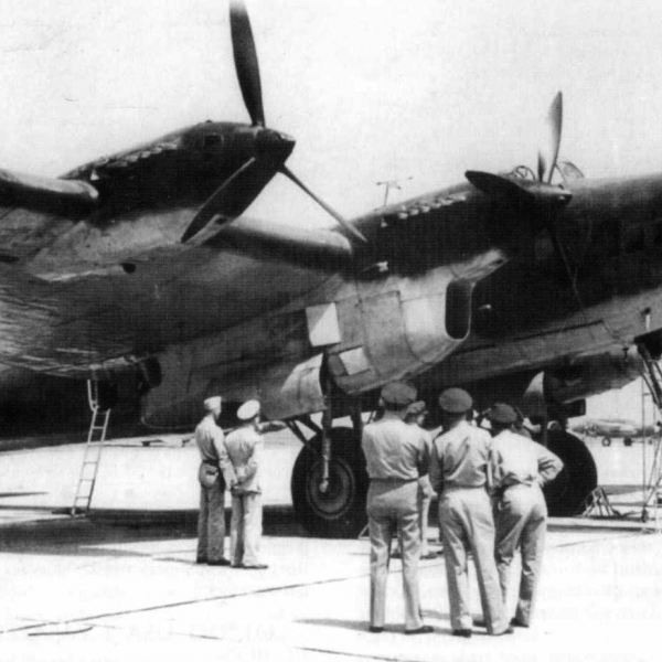 21.Пе-8 на авиабазе США после доставки Молотова.