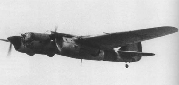21.СБ 2М-104 в полете