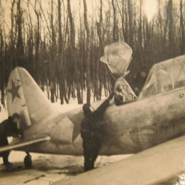 24.Су-2 на стоянке. Зима 1941 г.Фото 2.