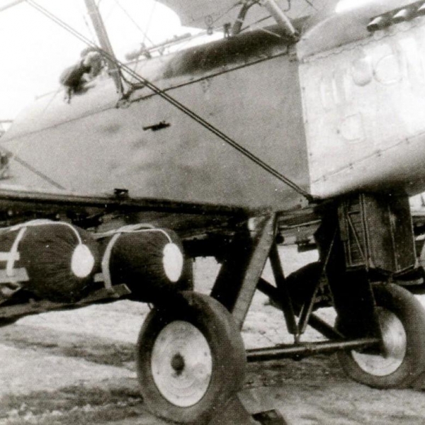 25.Во время Отечественной войны Р-5 активно использовались для снабжения партизанских отрядов.