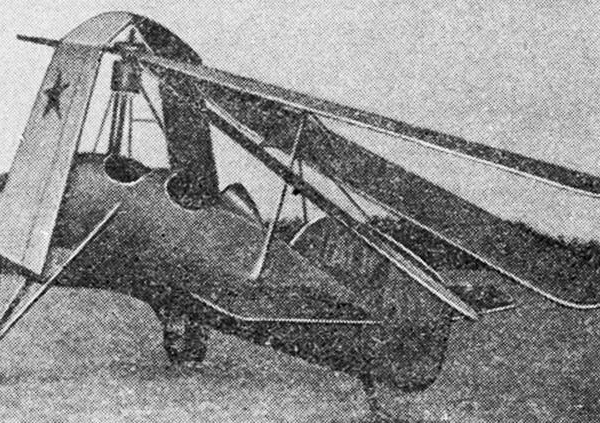 3.А-6 со сложенными крыльями и ротором.