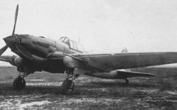 3.Штурмовик Ил-2 НС-37. 2