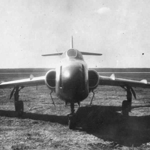 3.Штурмовик МиГ-17 (СН)