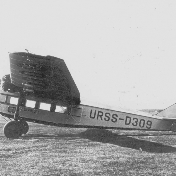 4.АНТ-9 с дв. Wright J-6 Whirlwind ав. Deruluft.