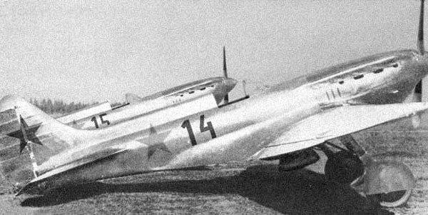 5в.И-17 на испытаниях в НИИ ВВС. 1934 г.