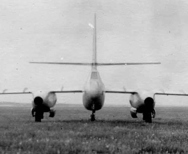 6.Бомбардировщик Ту-82 (Ту-22 первый). 5