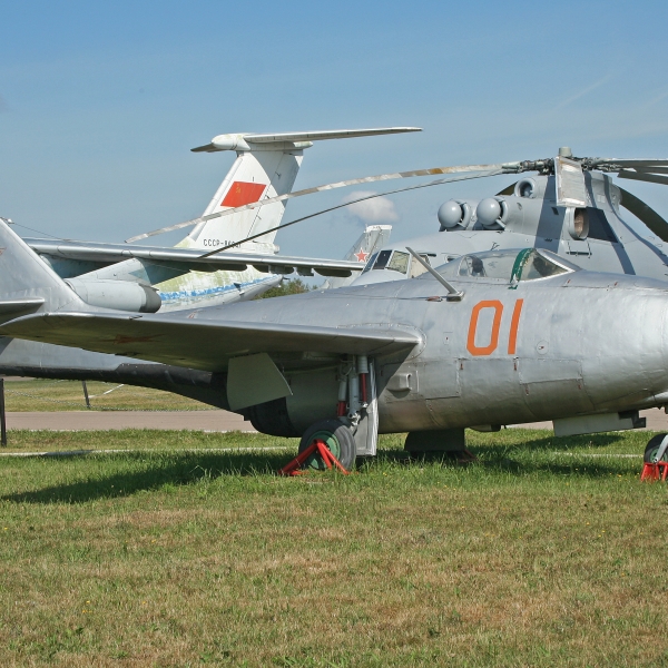 8.МиГ-9. Авиамузей ВВС Монино.