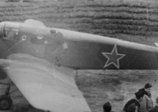 9.Як-6 авиаполка Нормандия-Неман. 1944 г.