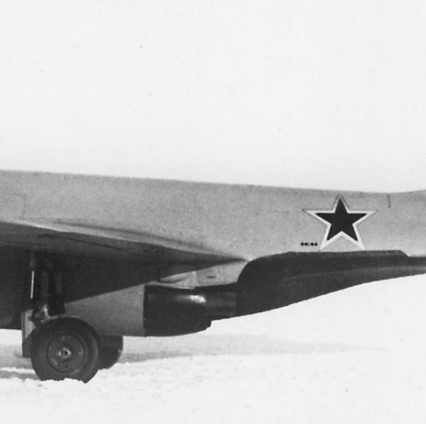 МиГ-9М (И-308 ФР)