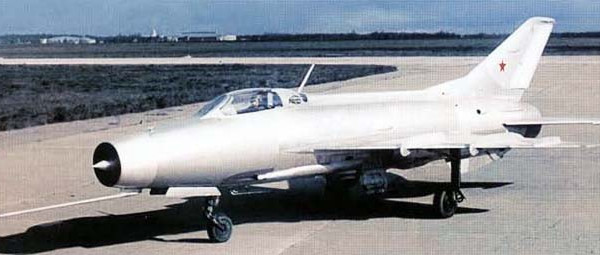 1.МиГ-21Ф (E-6-1)