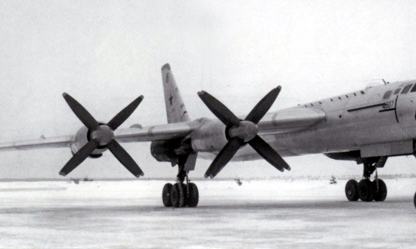 1.Опытная летающая лаборатория Ту-95ЛАЛ