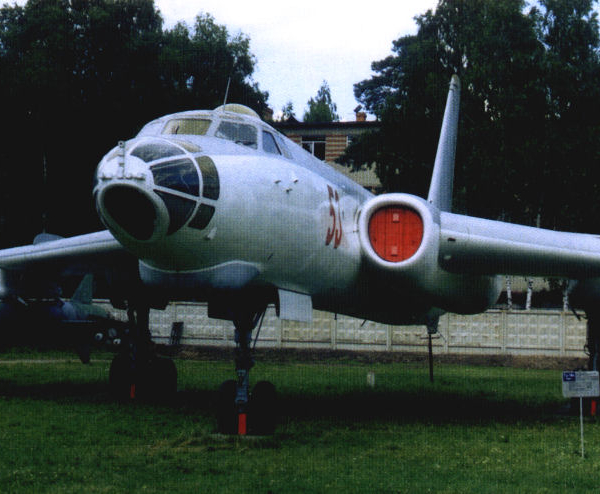 2.Ту-16К-26 с КСР-5 в музее ВВС Монино.