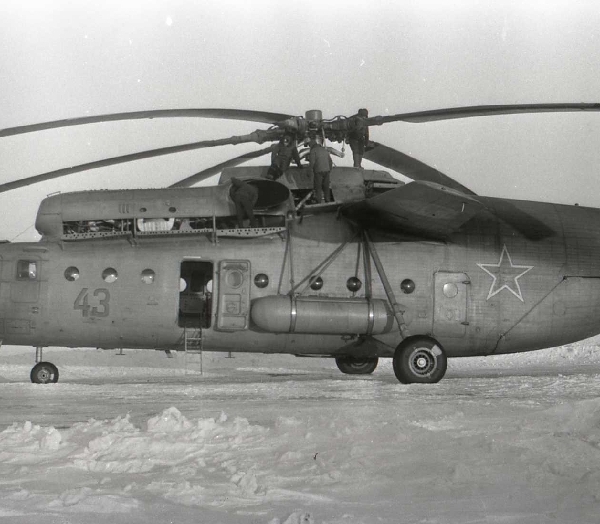 3.Ми-6А борт 43 65 овп аэродром Кобрин. 1970-е гг.