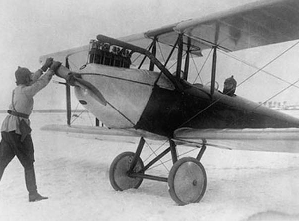3.Яковлев в кабине АИР-2 с двигателем Cirrus М-1. 1928 г.