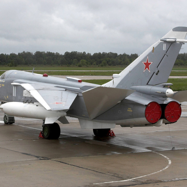 4.Су-24М на стоянке.
