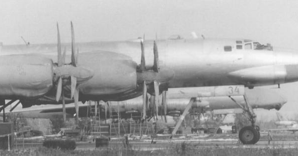 4.Ту-95К на стоянках