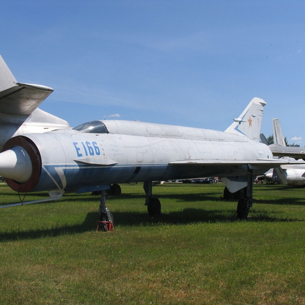 5б.Е-166 (Е-152М) в Центральном музее ВВС.