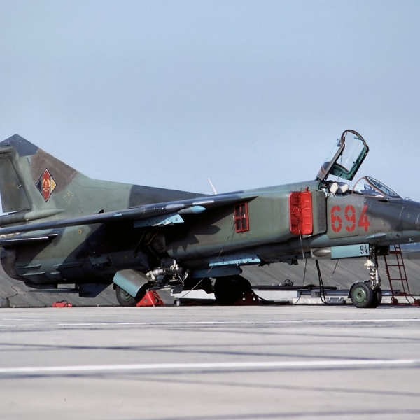 6.МиГ-23БН ВВС ГДР на стоянке.
