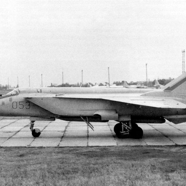 7.МиГ-31М борт № 053.