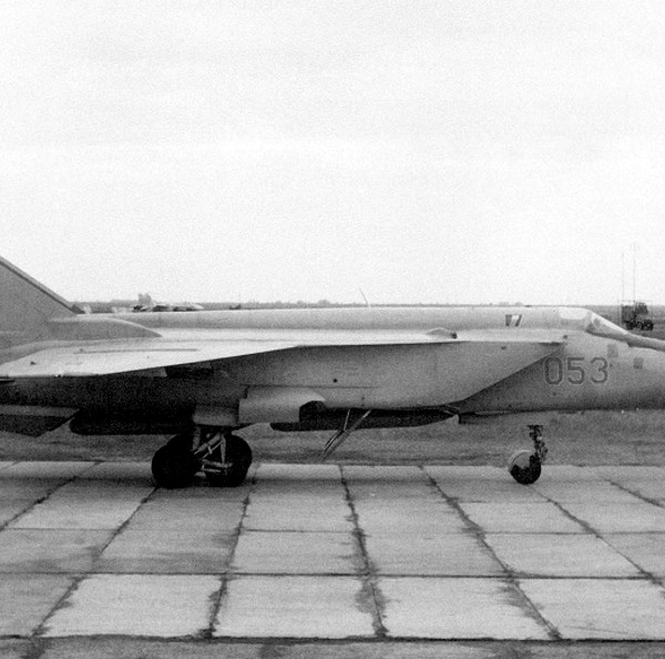 8.МиГ-31М борт № 053
