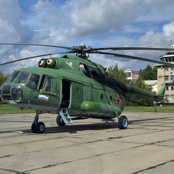 mi-8mt-vvs-rossii-na-aerodrome-dyagilevo-2013-g
