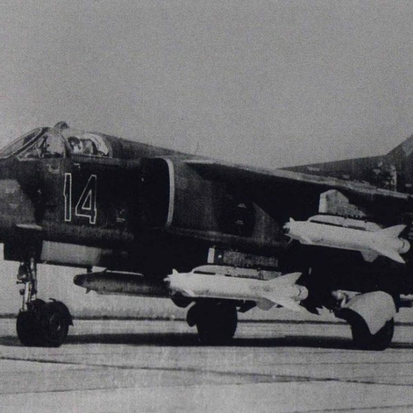 МиГ-23БК (32-26) с четырьмя управляемыми ракетами Х-25