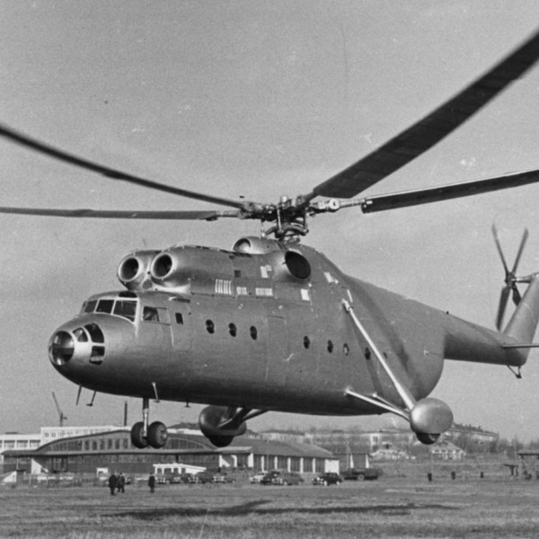Один из первых полетов Ми-6.