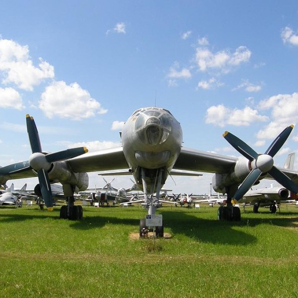 Ту-95Н в музее ВВС Монино.