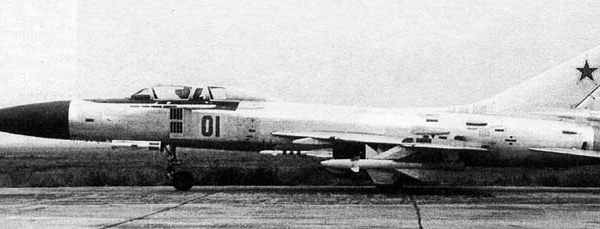 1.Предсерийный Су-15УМ.