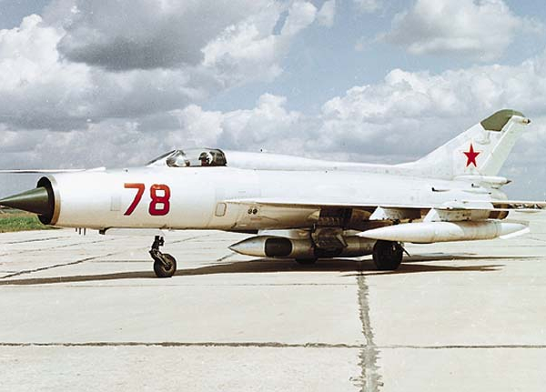 1.Прототип МиГ-21Р (E-7Р).