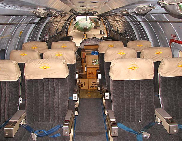 10.Пассажирский салон Ан-32Б.
