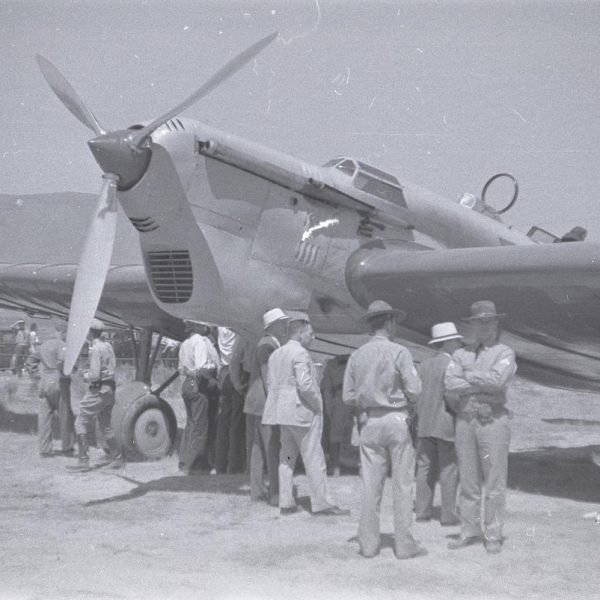 19е.АНТ-25-1 экипажа М.Громова после посадки в США. 6