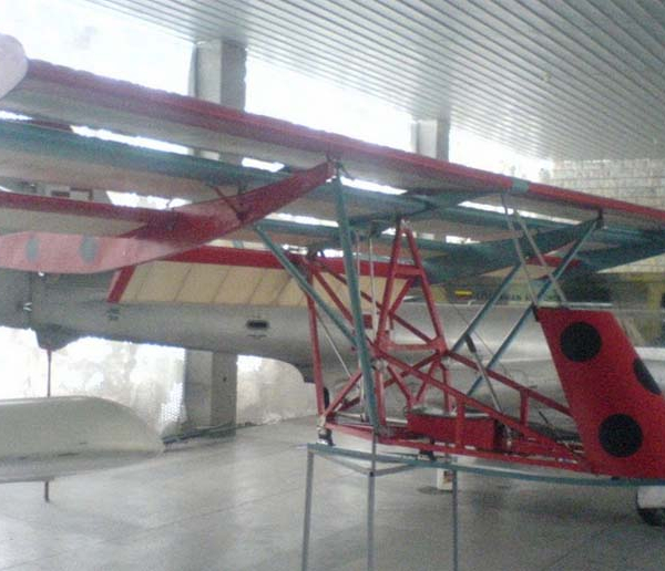 2.БРО-18 в музее авиации.