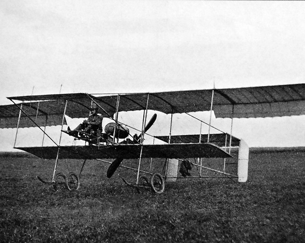 2.Farman F.VII на летном поле.