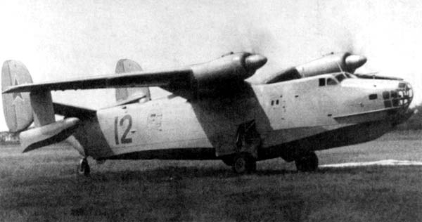 2.Первый опытный Бе-12.