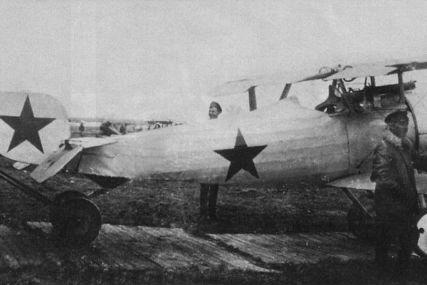 3а.Nieuport N.24bis 1-й советской воздушной истребительной эскадрильи.