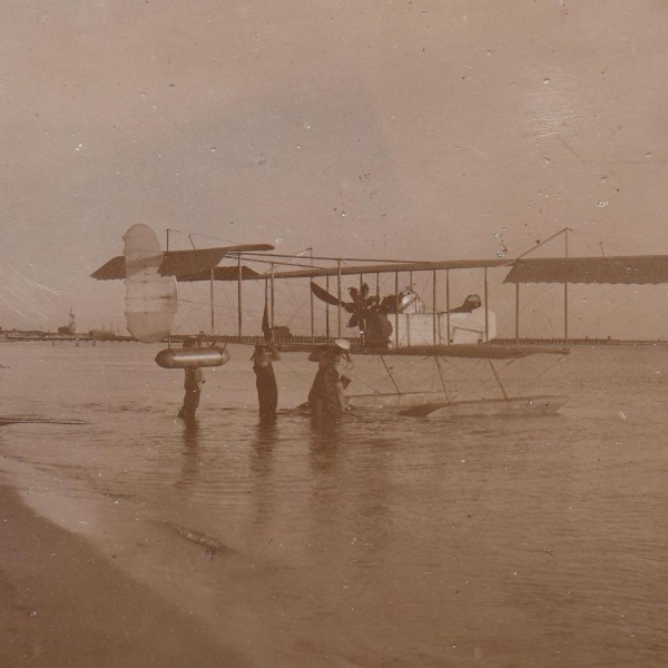 3в.Farman HF.16. 1-й гидроавиаотряд в Гребном порту Санкт-Петербурга. 1913 г.