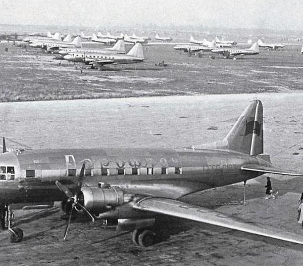 4.Ил-12 Аэрофлота. Ходынка. 1949 г.