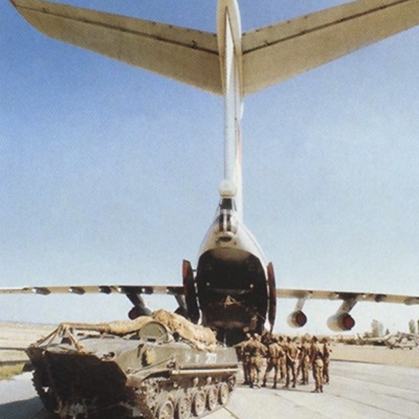 4.Погрузка б. техники в Ил-76.