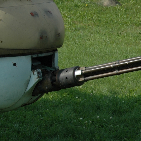4.Пулемет ЯкБ на Ми-24В.