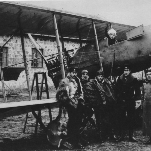6.Русские летчики у Farman F.40