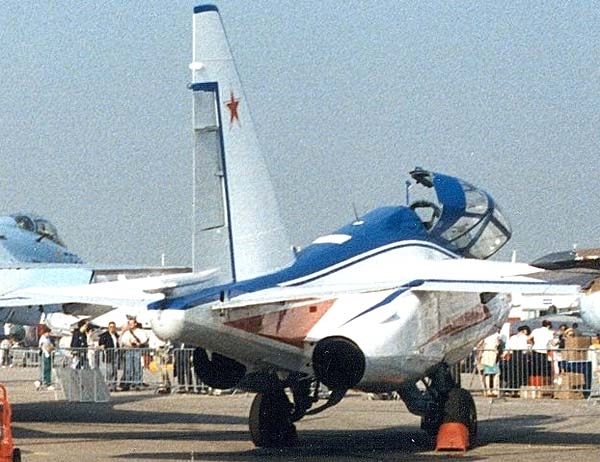 6.Су-28 на авиасалоне Ле Бурже.